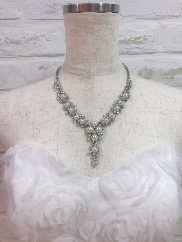 【ネックレス】シルバーＹ字　パールビジュー