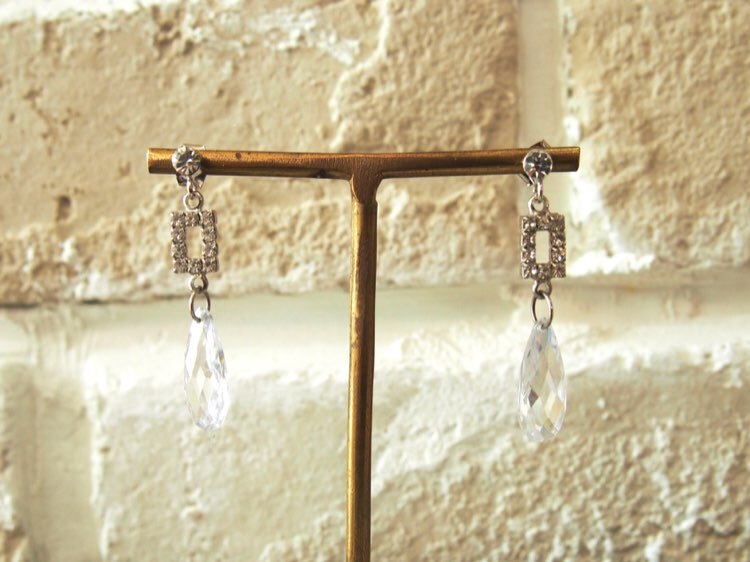 【ピアス】シルバースクエア×クリアビーズドロップ