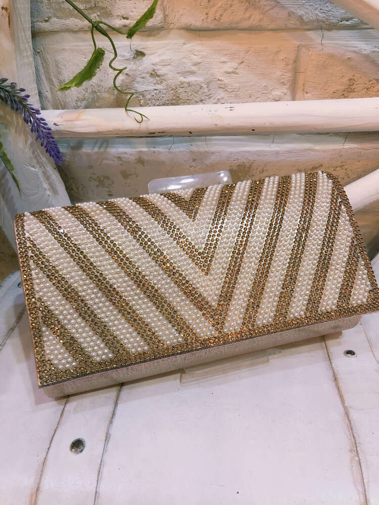 【バック】V字ゴールドストーン×パール