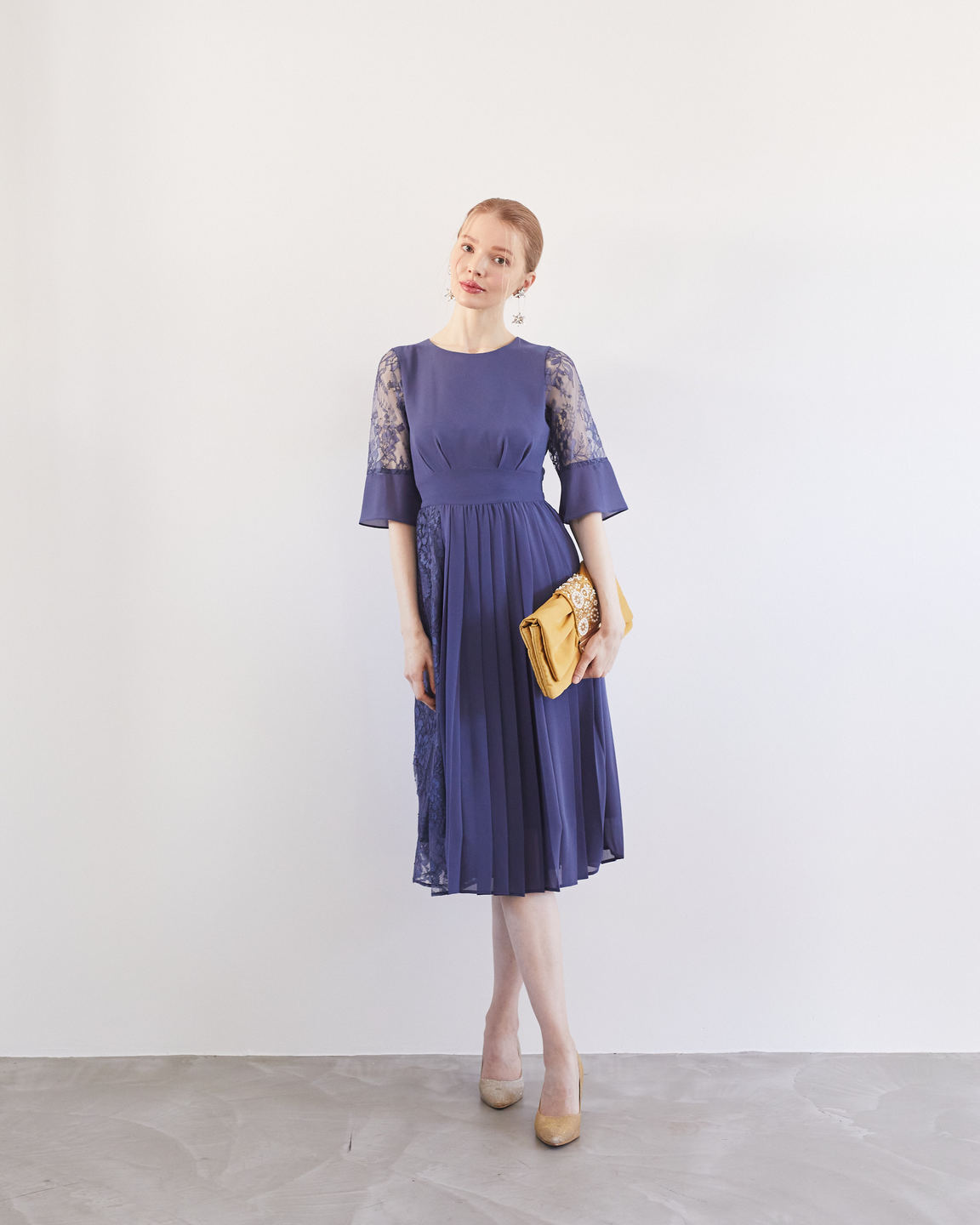 【ゲストドレス】群青色　プリーツ×レース切替　M