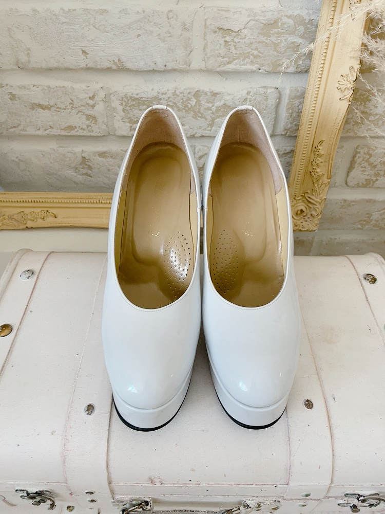 ★WD/white enamel pumps【前厚底3㎝/ヒール11.5㎝】24㎝