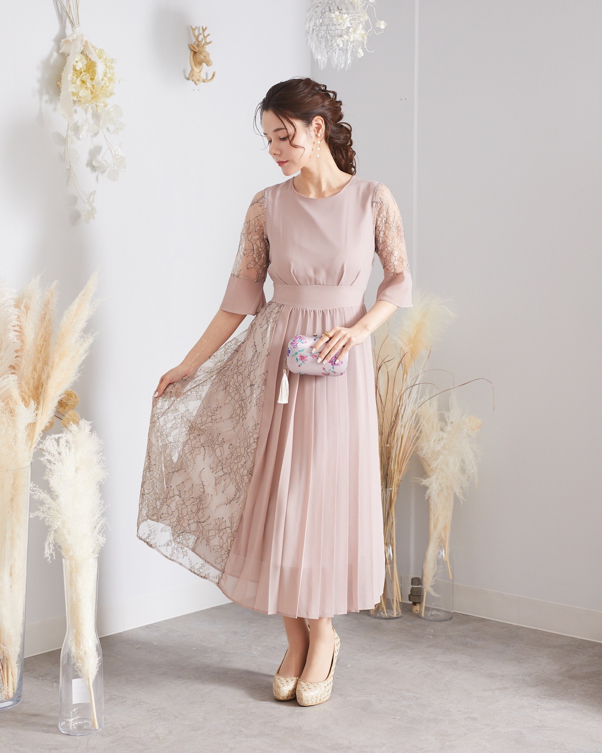 【ゲストドレス】ピンクベージュ　プリーツ×レース切替　M