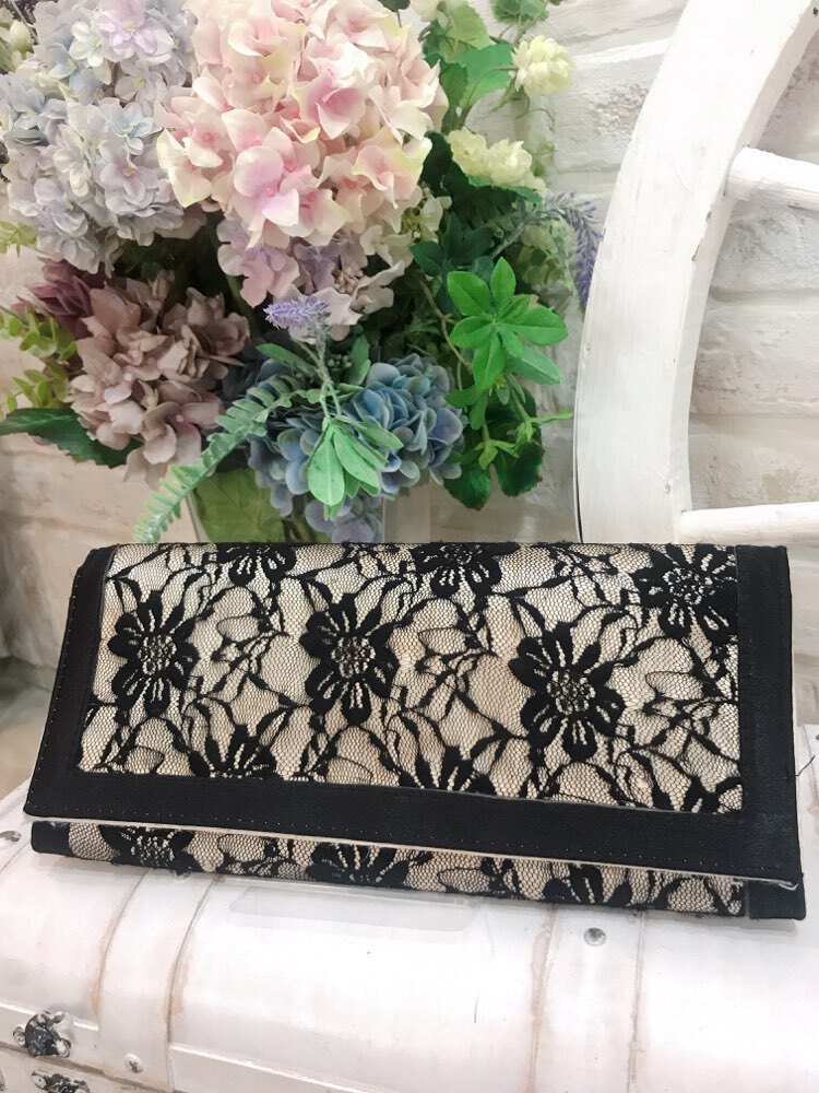 【バック】ブラックフラワーレース