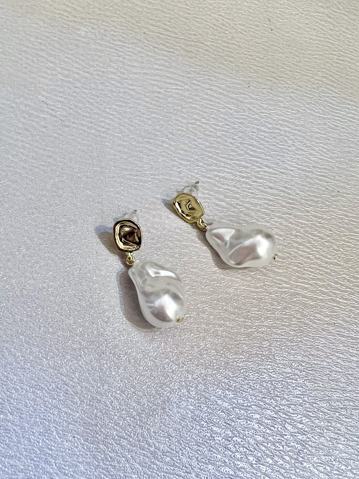 【ピアス】淡水パール風×ゴールド