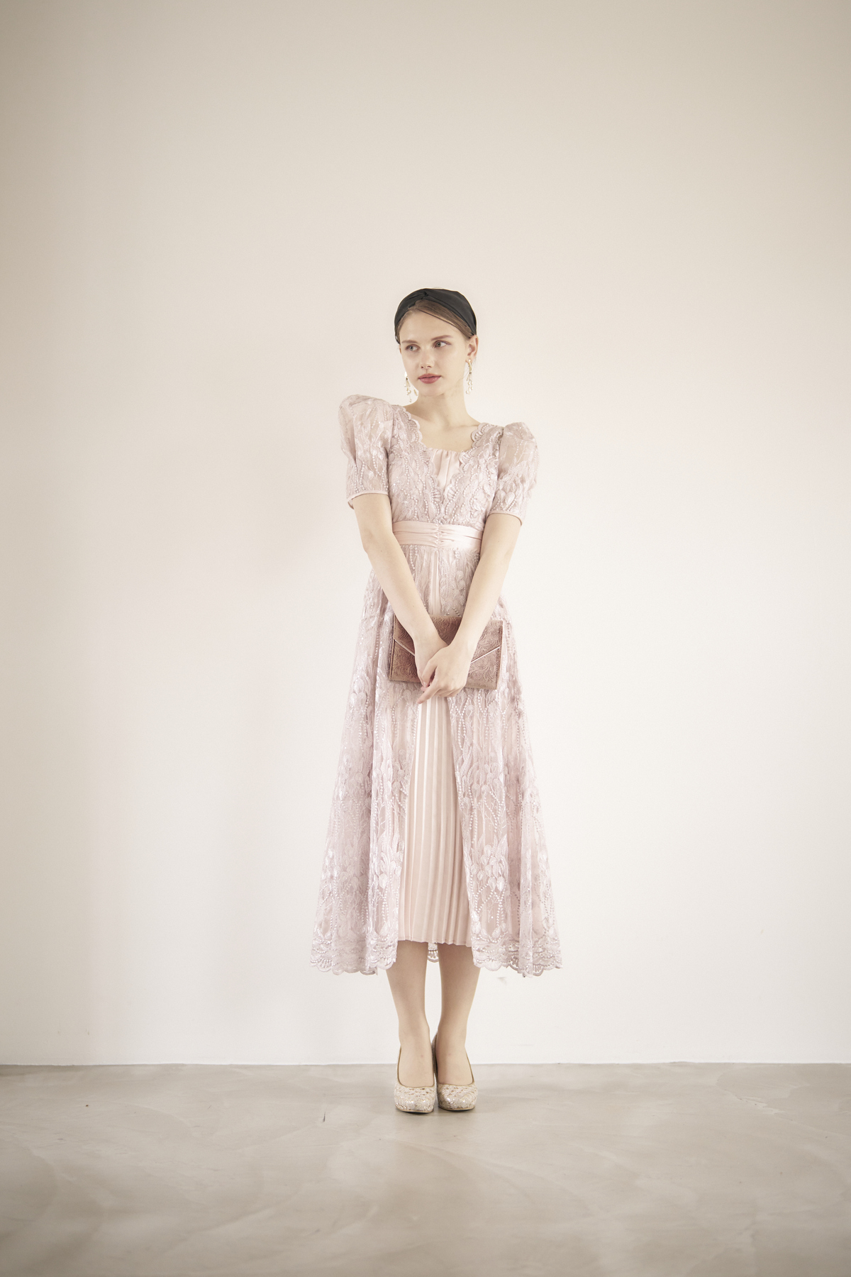 【ゲストドレス】LILYBROWN ピンクレースプリンセス風ドレス　size0 XS-S