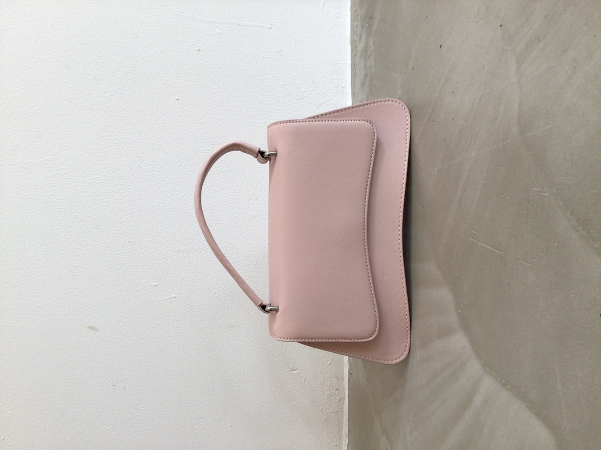 【バック】ONLY ベビーピンク