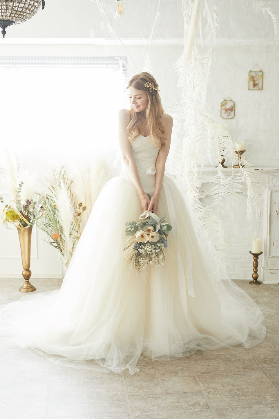 【ウェディングドレス】VERA WANG（ヴェラウォン）　バレリーナ　後ろくるみボタンタイプ　US2 7号