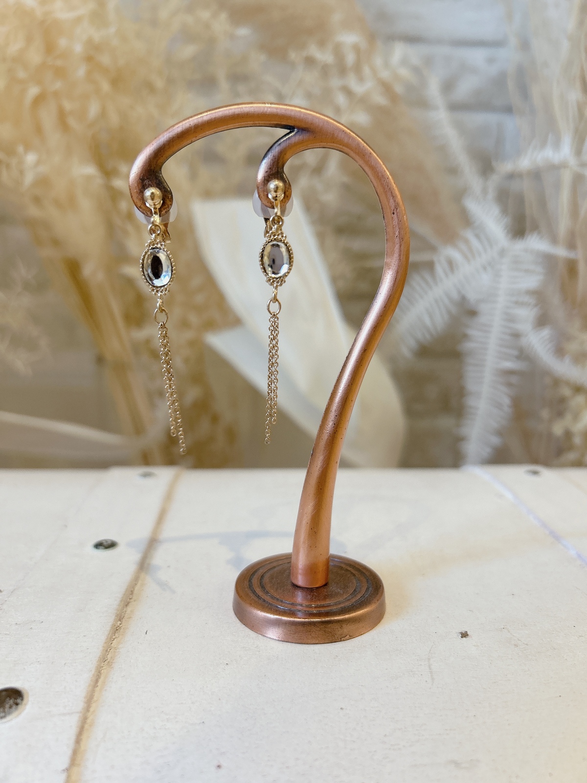 フレームビジューチェーンイヤリング【ゴールド】