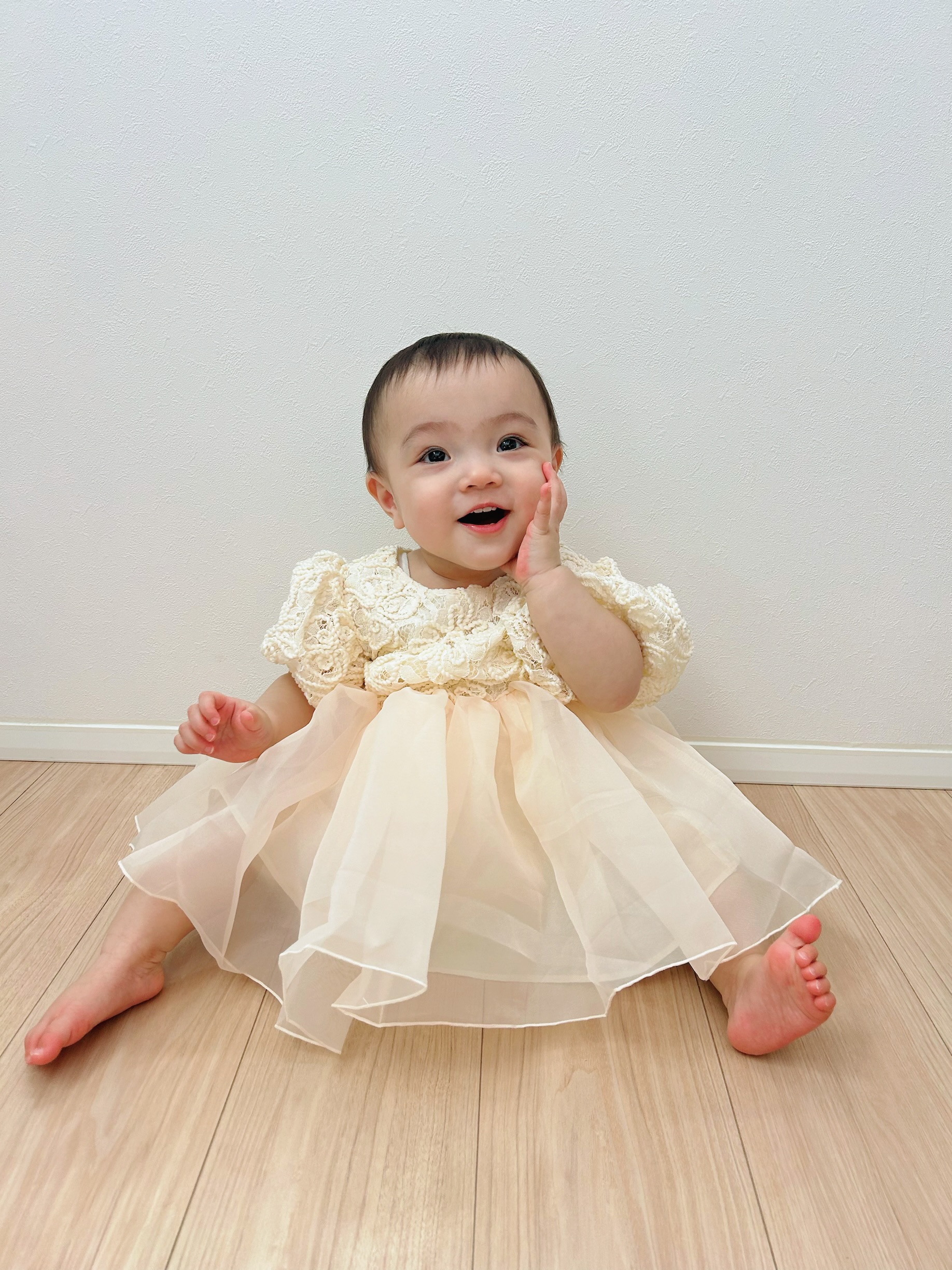 ブルームエアリーキッズ&ベビードレス　7〜9㎏