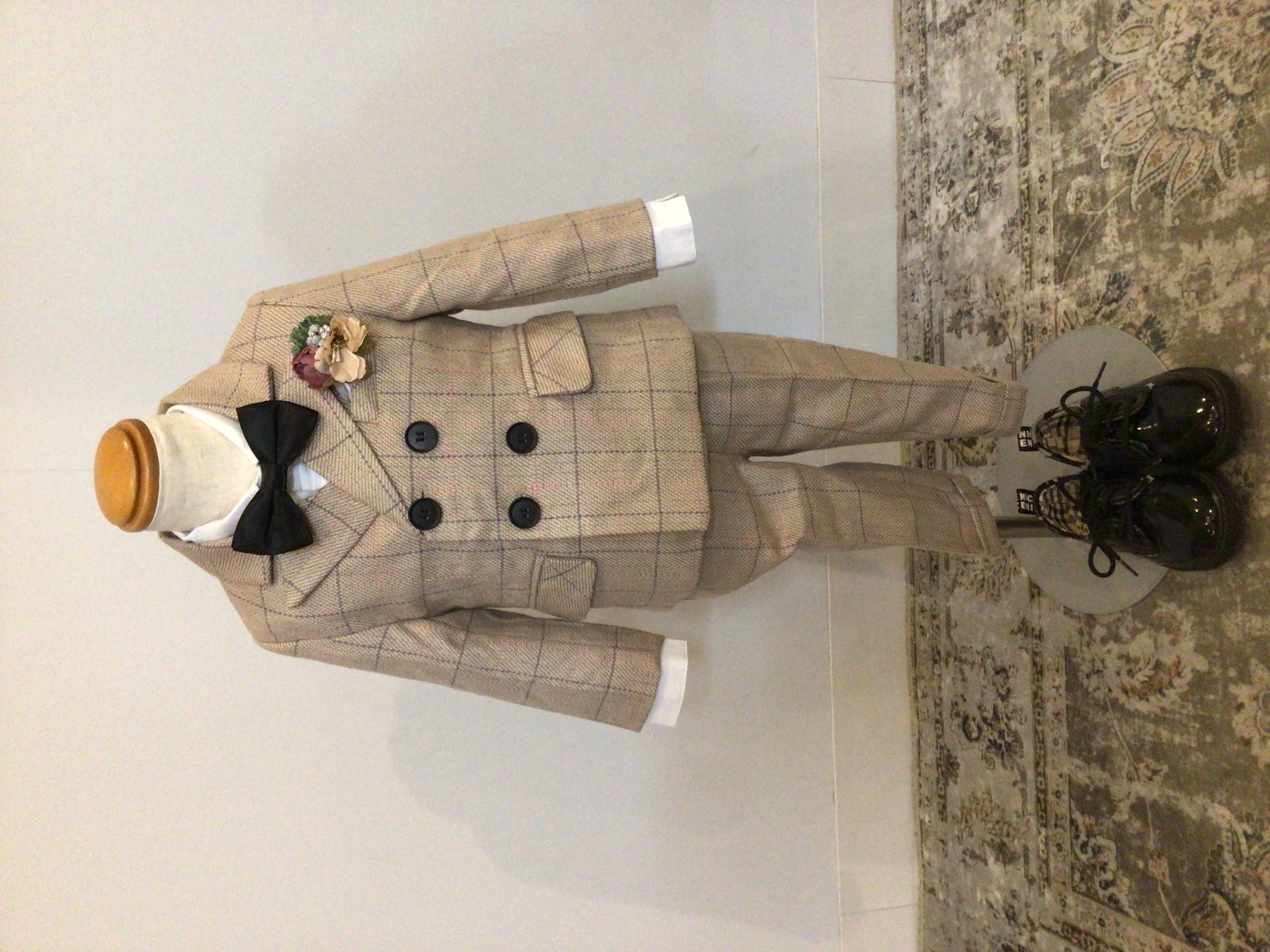 ベージュチェックキッズ&ベビータキシード5点セット　80サイズ