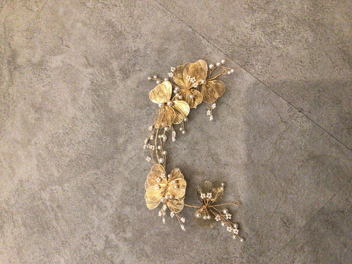 ゴールドフラワー×小花パール　ワイヤーヘッドアクセサリー