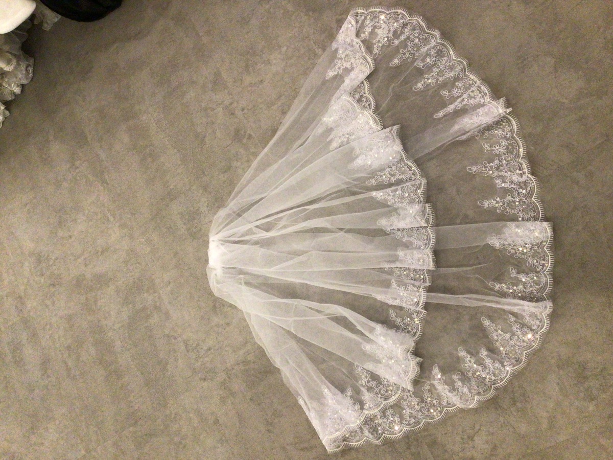 2段スカラップシルバー刺繍ミドルベール①