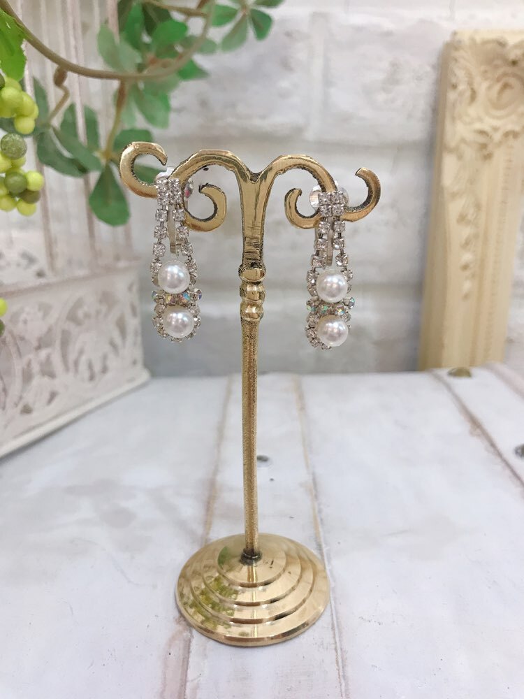 【イヤリング】小粒2粒パール　オーロラビジュー