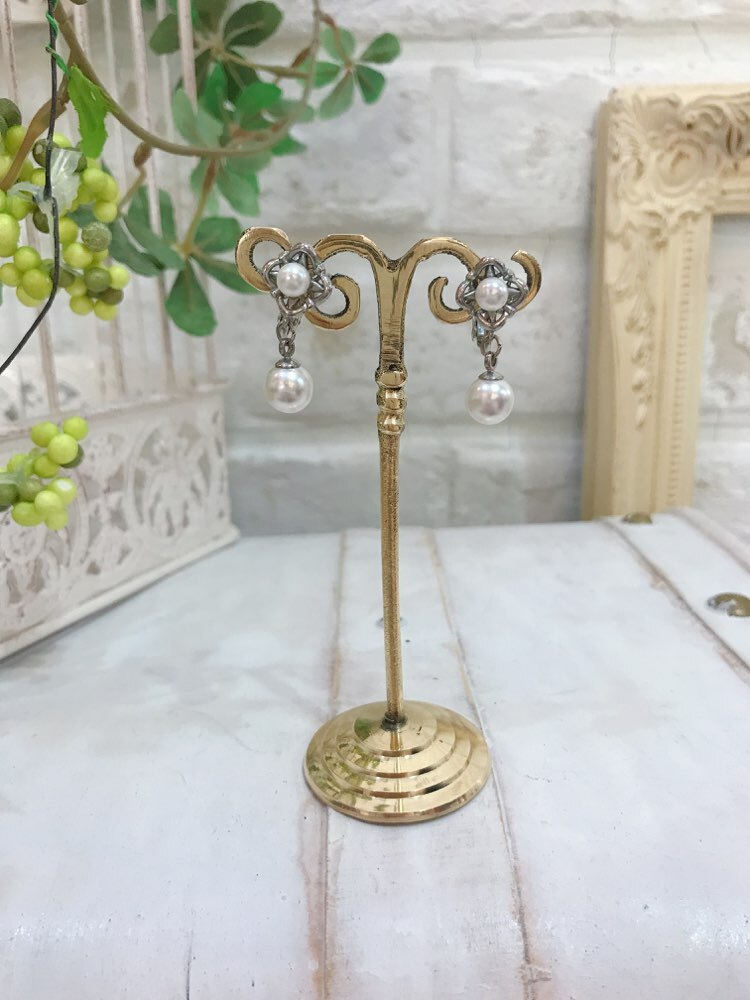 【イヤリング】ひし形　1粒パール