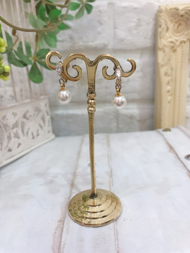 【イヤリング】ゴールドストーン×1粒パール