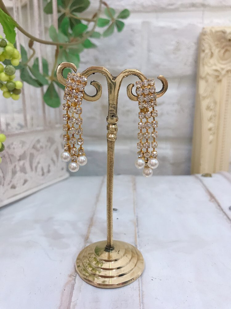 【イヤリング】3本ダイヤ小粒パール