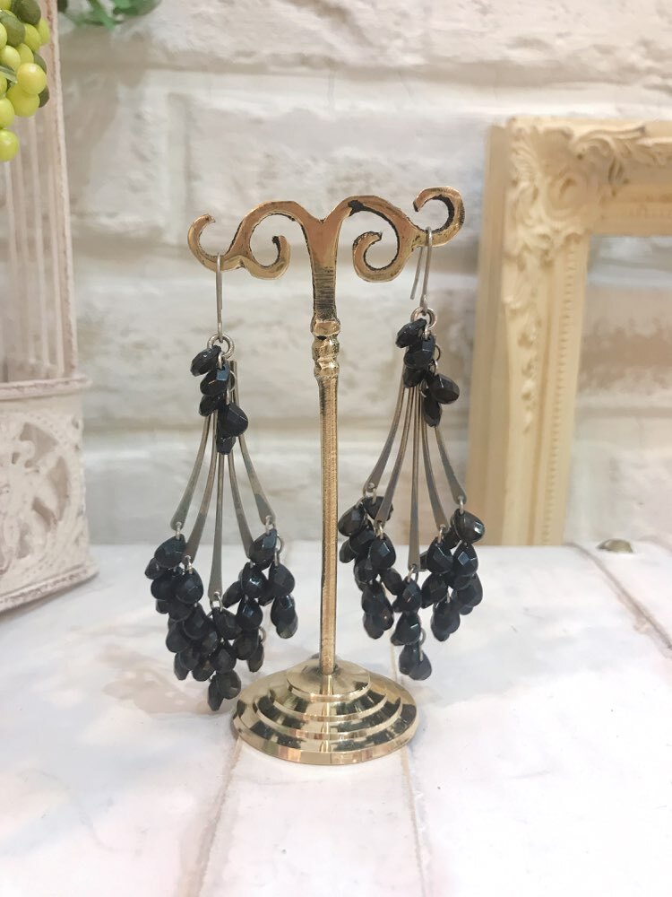 【ピアス】小粒ブラックストーン