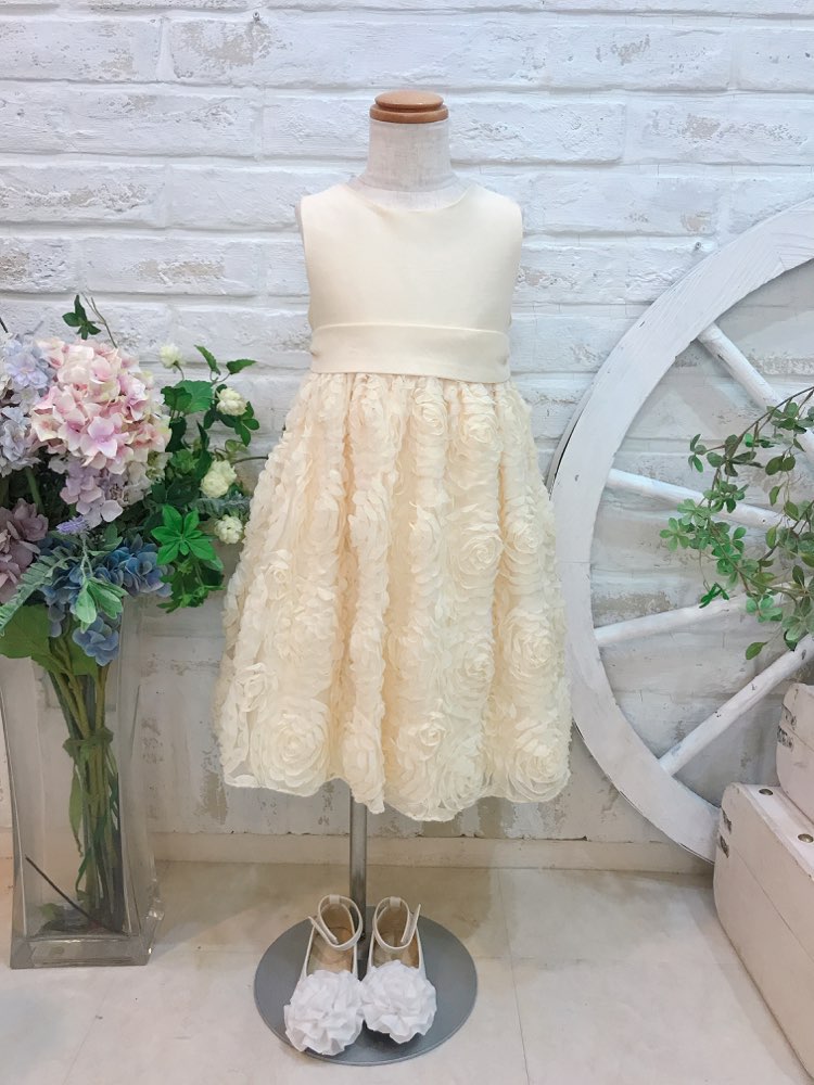 【キッズドレス】オフホワイトお花スカートドレス100〜110cm