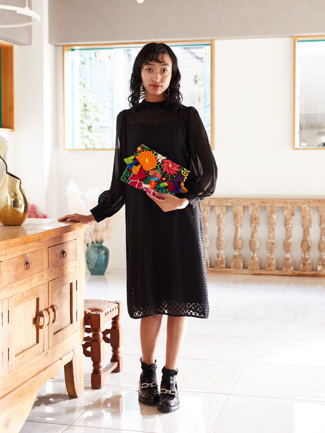 【ゲストドレス】ブラックシフォン素材ロングドレススリーブ膝丈ドレス