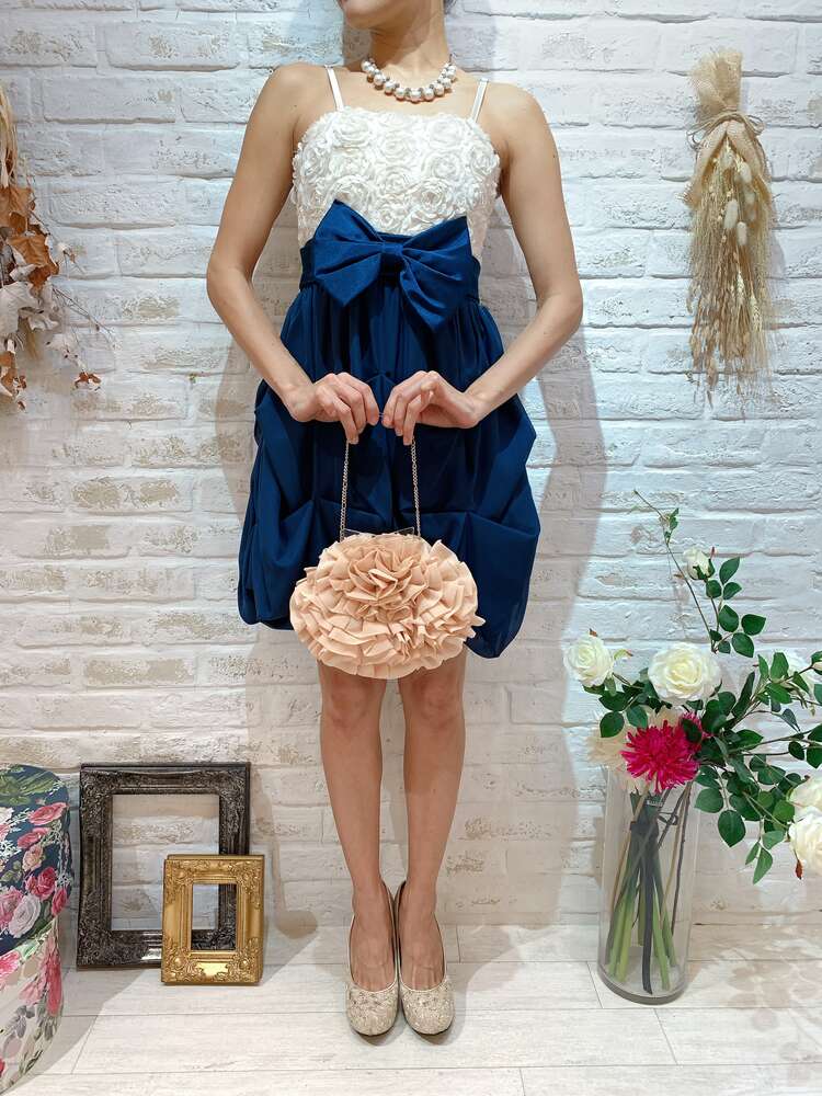 結婚式・謝恩会・各種パーティに 花びら風トップのバルーンスカート