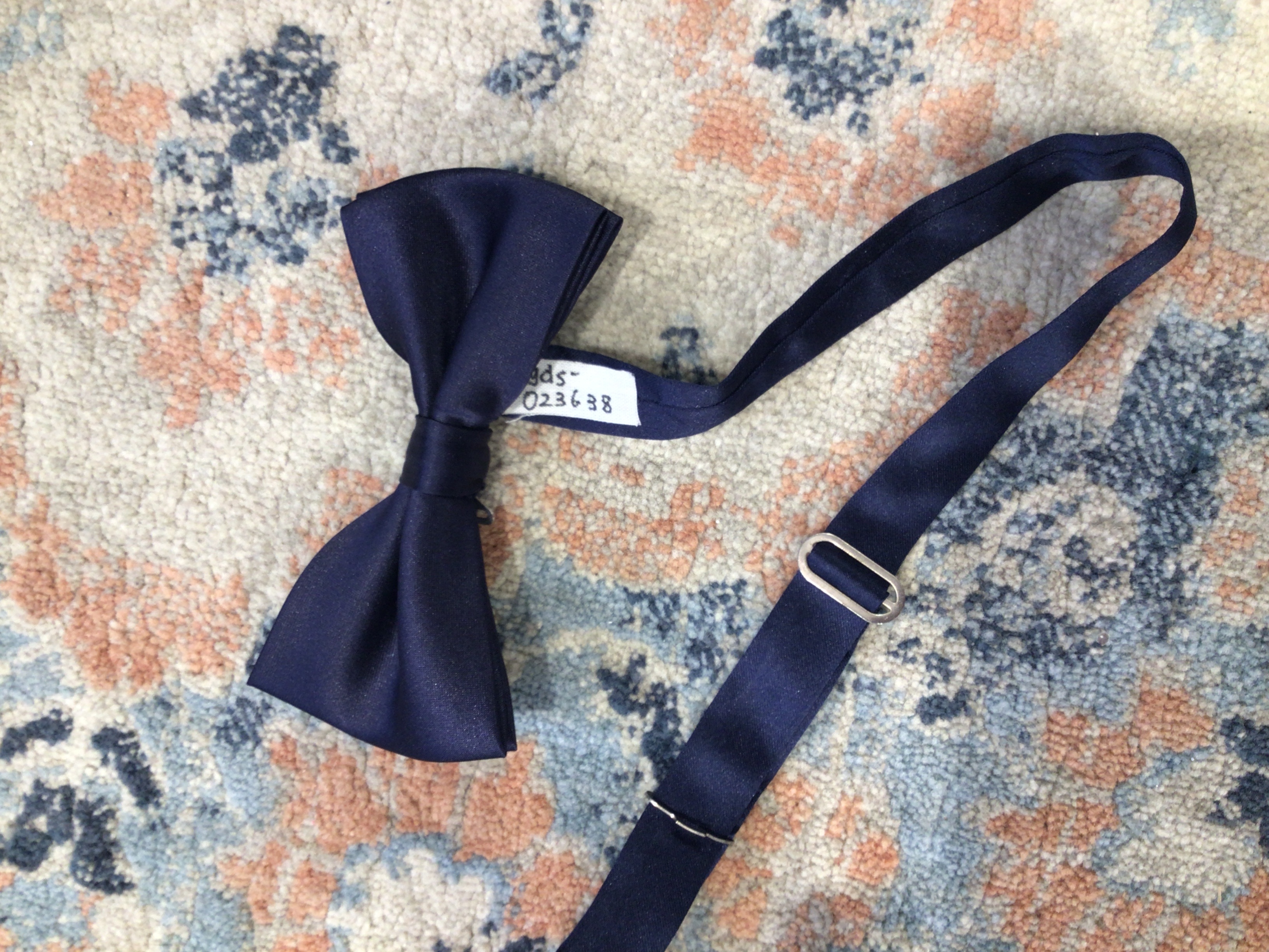 コレクションサテンネイビーセミバタフライ蝶ネクタイ